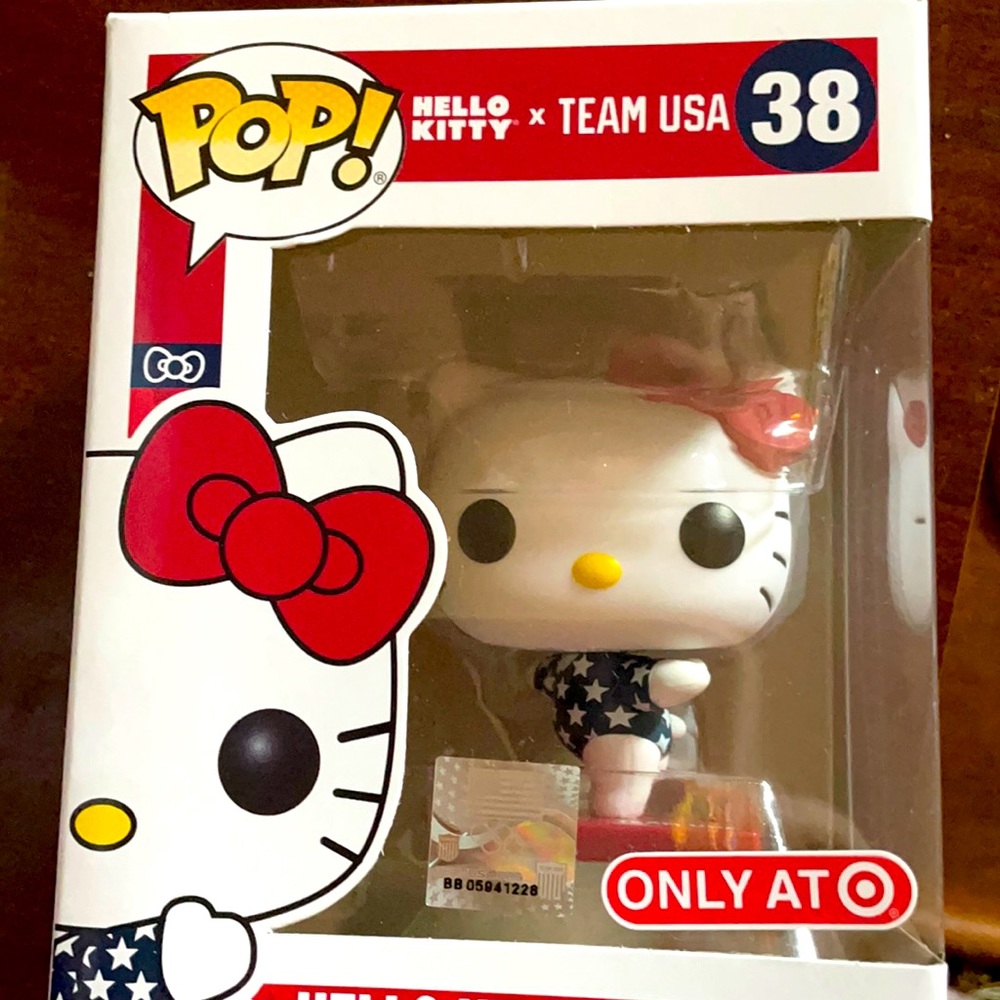 HELLO KITTY X TEAM USA